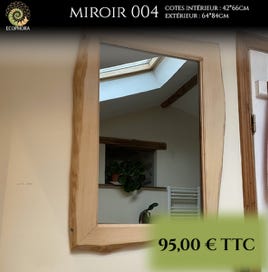 Miroir vertical artisanal en hêtre massif, finition naturelle, contours organiques et bois de caractère, fabriqué en Deux-Sèvres.